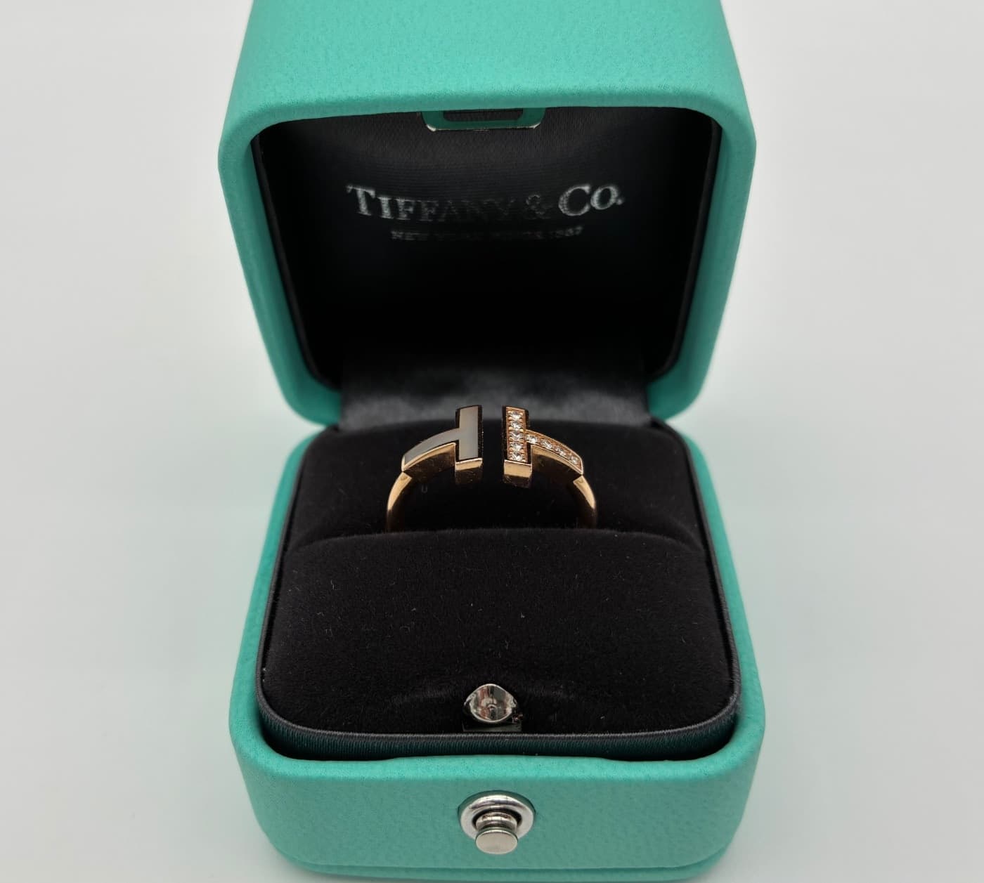 💍  買取実績  💍 『 TIFFANY &Co. ティファニー Tワイヤー シェル ダイヤモンド リング』をお買取させていただきました✨