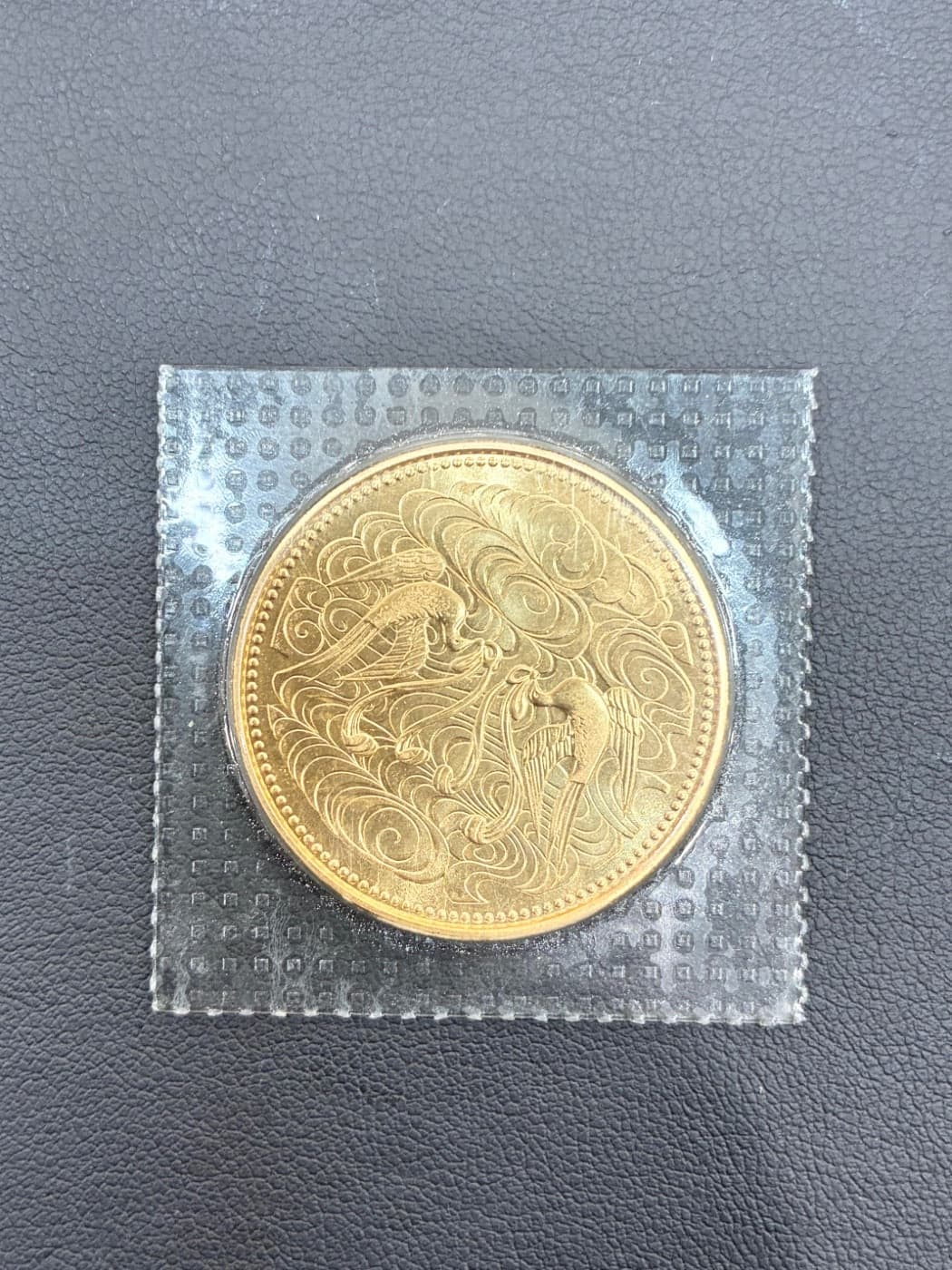 🏅 買取実績 🏅 『御在位10万円金貨』をお買取させていただきました✨